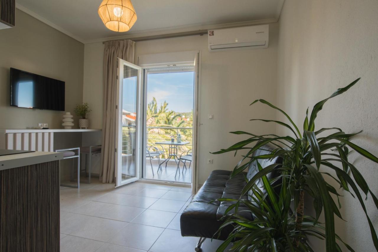 ניקיטי Vertigo Seaside Apartments מראה חיצוני תמונה