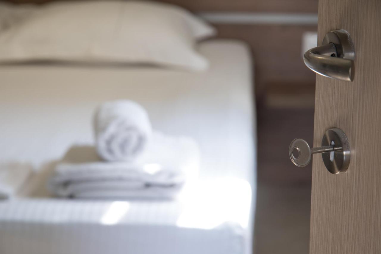 ניקיטי Vertigo Seaside Apartments מראה חיצוני תמונה