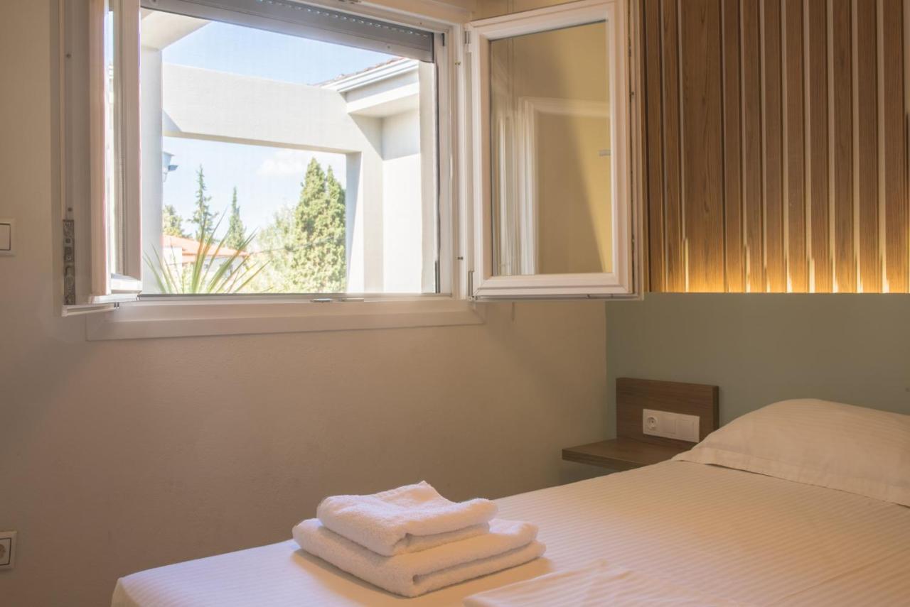 ניקיטי Vertigo Seaside Apartments מראה חיצוני תמונה