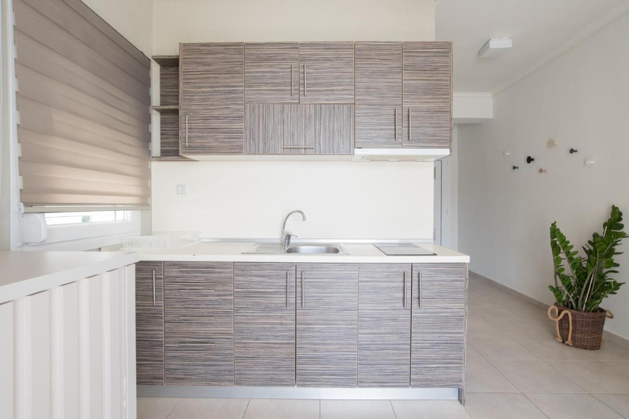 ניקיטי Vertigo Seaside Apartments מראה חיצוני תמונה